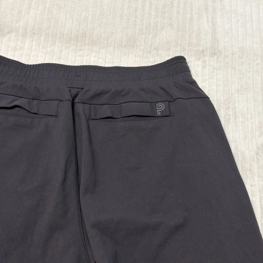 Public Rec Men's All Day Every Day Sweat Shorts Size 32R Stretch Pockets Black